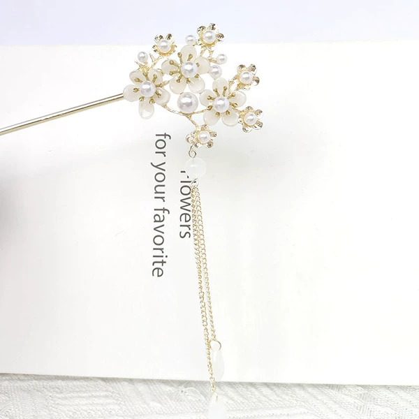 F0546 flower hairpin off-white