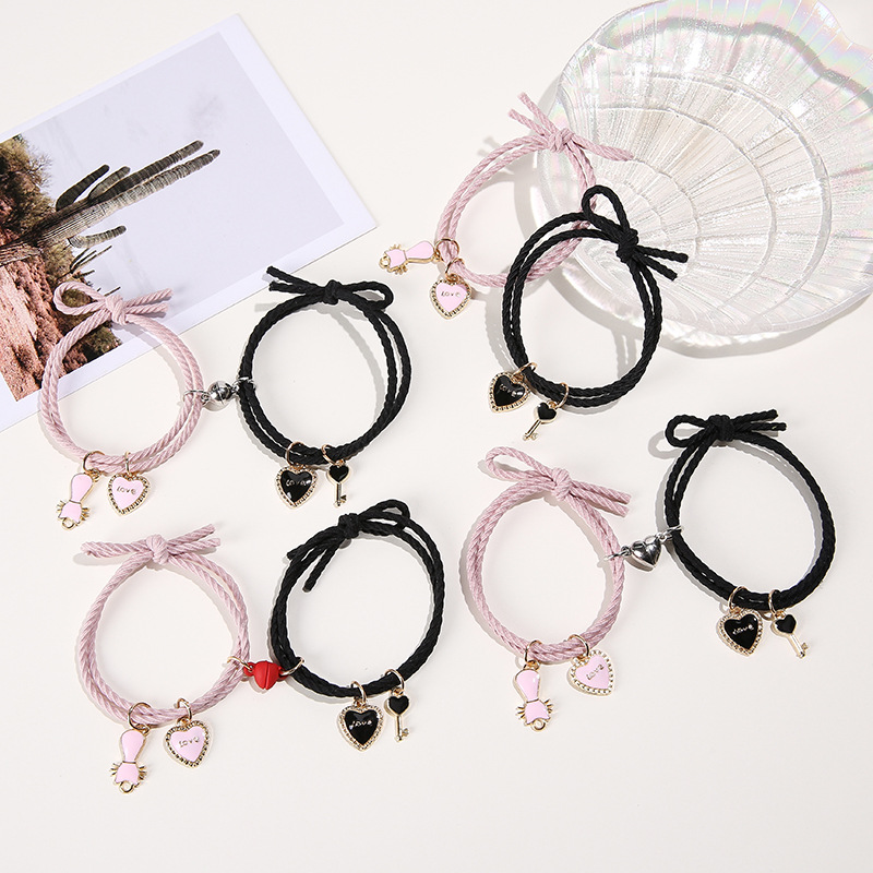Per fidanzato, simpatici braccialetti a forma di cuore con gatto dei cartoni animati, coppia di piccoli elastici, regalo per il migliore amico_voghion.com