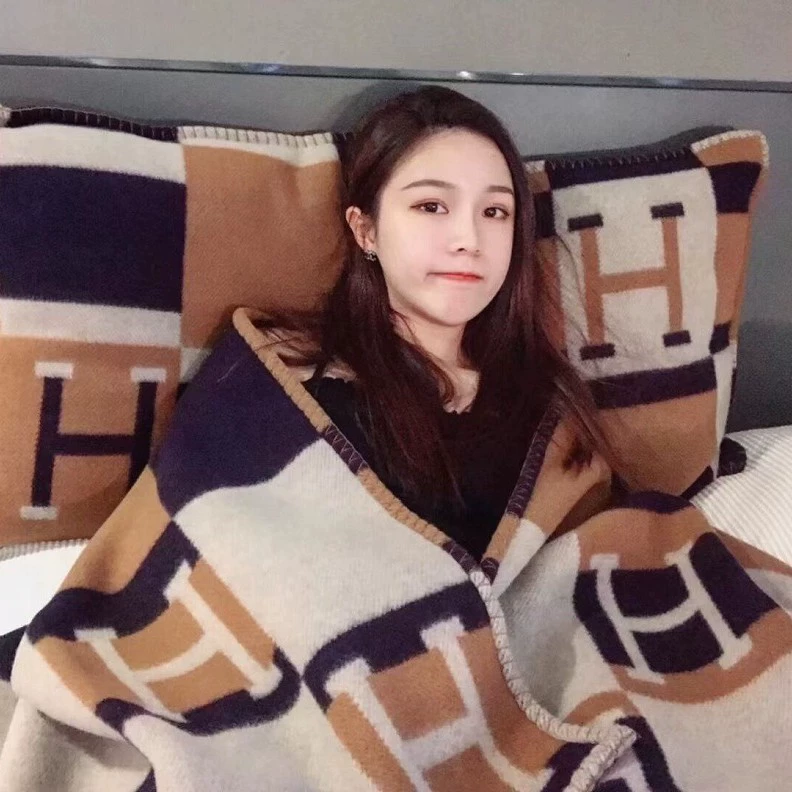 Cashmere cloak, duvet, double-sided sofa