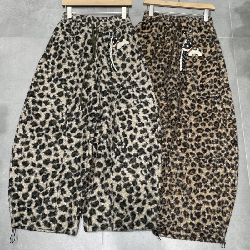 2025 Autumn and Winter New Versatile Designer Niche Scimitar Pants Women's Elastic Waist Leopard Print Loose Wide-Leg Pants Slimming Thick