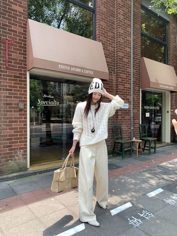 趋梦DT ETOLIE梨形身材百搭白色加绒牛仔裤女秋冬休闲显瘦阔腿裤|undefined