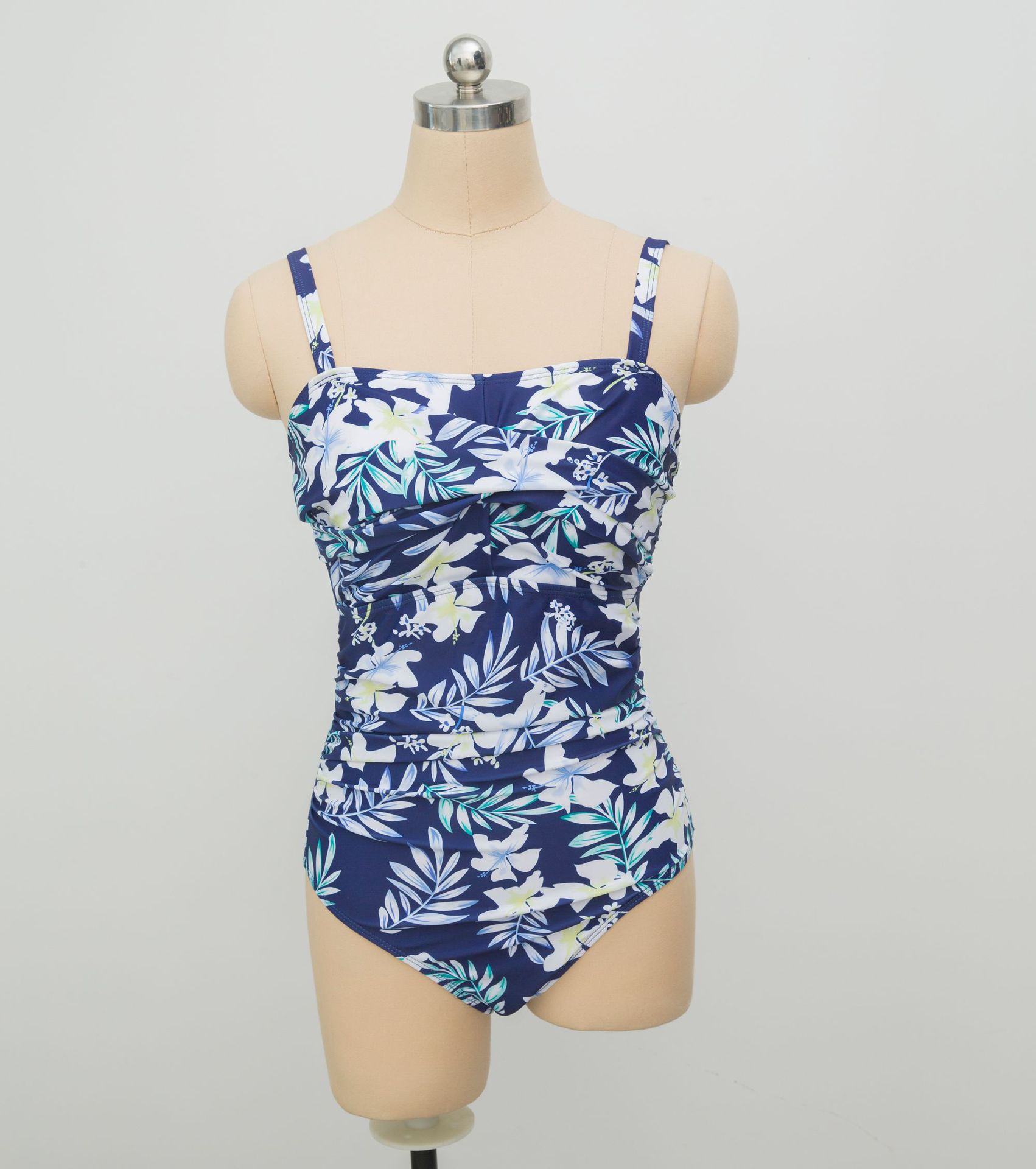 Fashion Conservative Onesie Women's Swimsuit With Ruffles Tummy Control Slimming Effect Style Panties_ecoleips.com