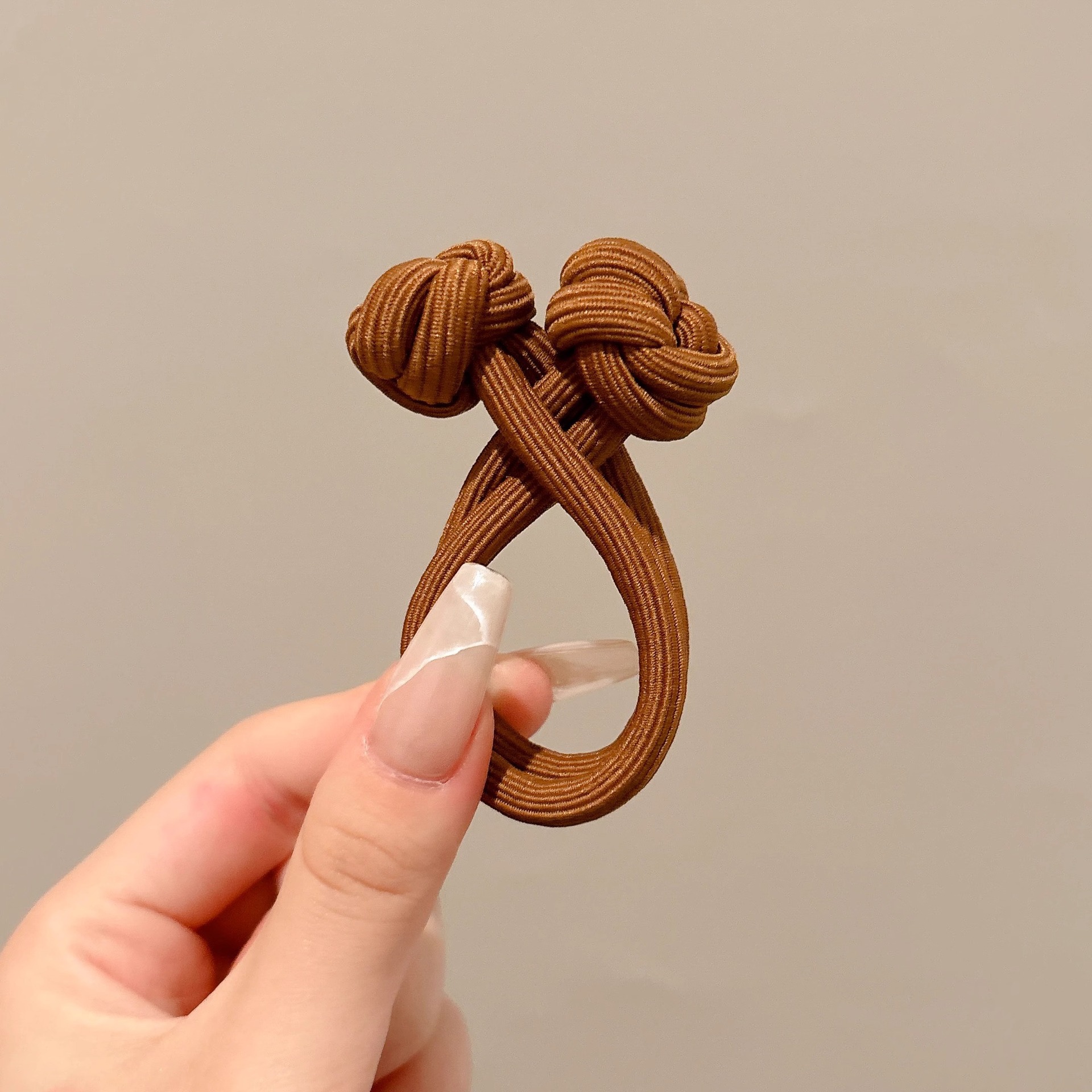 Cuerda para el cabello retro Maillard, temperamento femenino, cuerda para el cabeza duradera, banda de goma para el cabello de alta gama, tocado de lazo para el cabello de cola de caballo alta