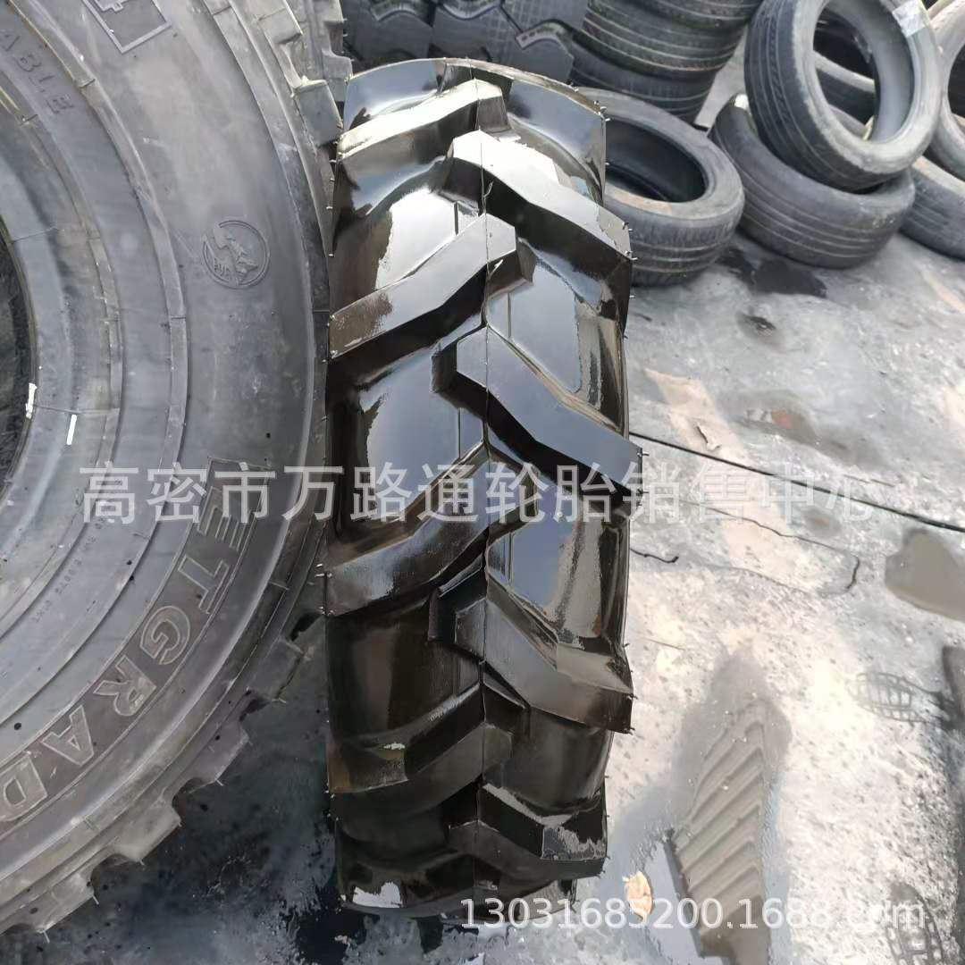 拖拉机500 600 750 7.50 8.3 9.5 11.2 12.4-16 20 24 28人字轮胎