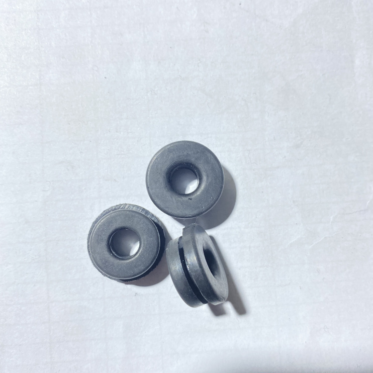 摩托车零配件橡胶件厂家批发生产橡胶垫价格实惠不含运费