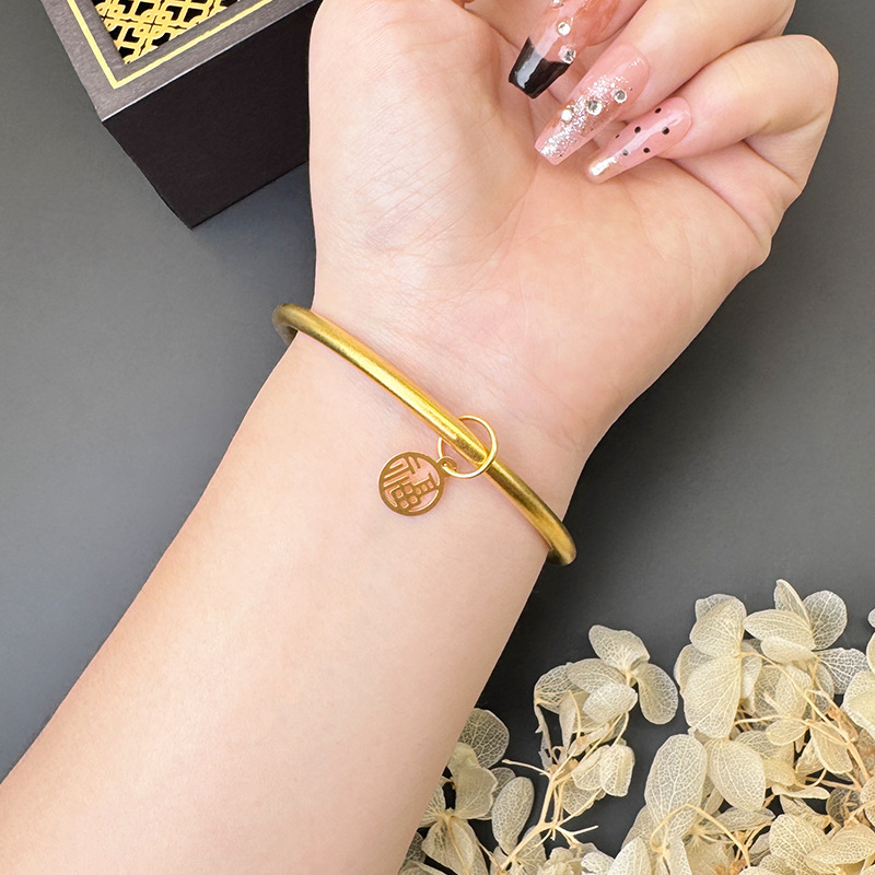 Brazalete de oro de arena vietnamita para mujeres no se desvanecerá durante mucho tiempo dos generaciones de joyas de latón de loto imitación de alta sensibilidad brazalete de herencia antigua