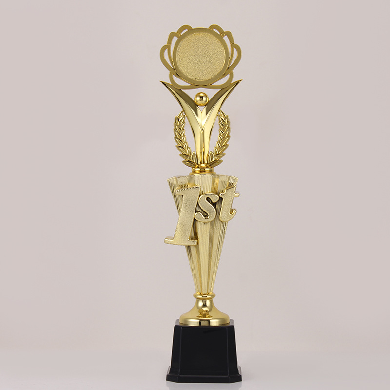Nuevo trofeo estrella de cinco puntas 1er trofeo al por mayor personalizado MVP voluntario trofeo estrella de cinco puntas regalo de celebración escolar