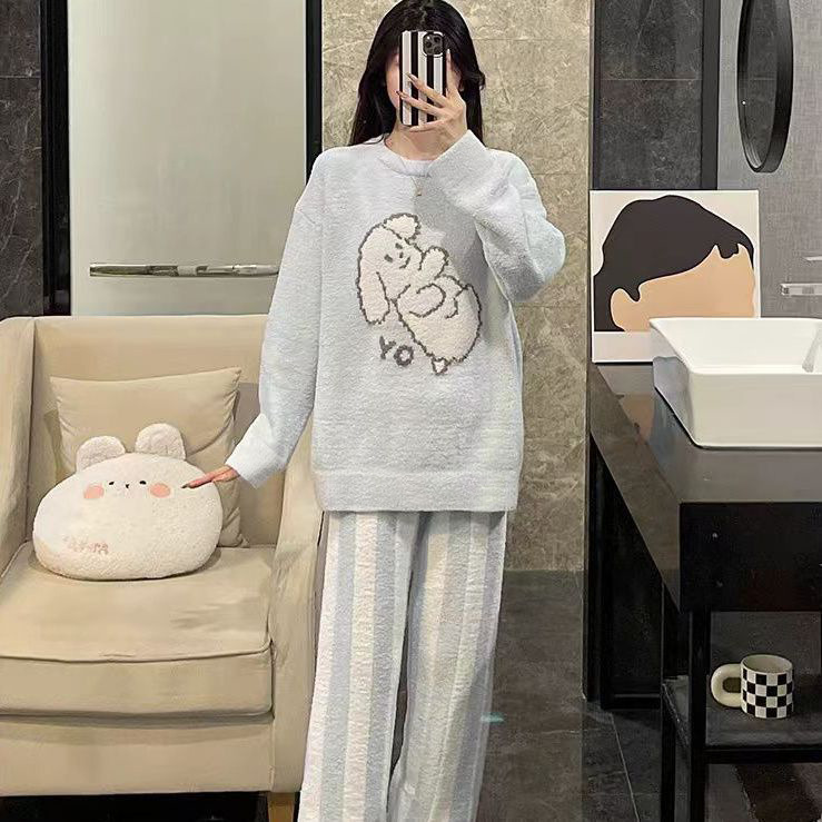 Cute Cartoon Half-Velvet Pajamas for Girls in Autumn and Winter, Soft and Thickeneded Coral Velvet That Can Be Worn Outside as Sweet Home Clothes Cute Cartoon Half-Velvet Pajamas for Girls in Autumn and Winter, Soft and Thickeneded Coral Velvet That Can Be Worn Outside as Sweet Home Clothes