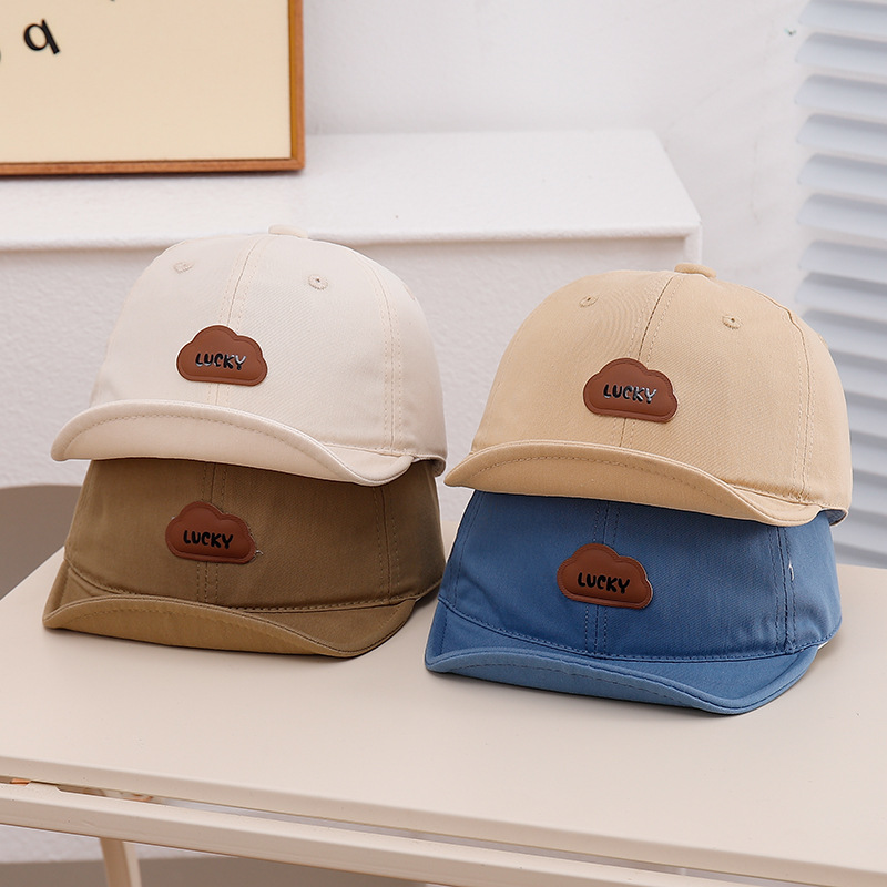 Sombrero de bebé primavera y otoño sombrero de béisbol masculino sombrero de protección solar sombrero deportivo sombrero de brida suave para niños adorable marea súper lindo