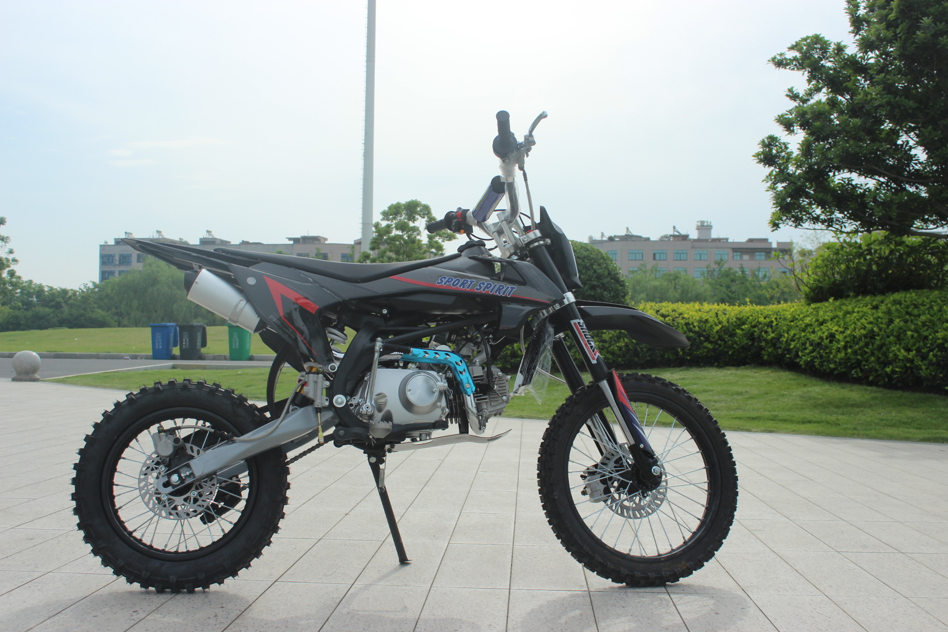 Brand New Off-Road Motorcycle, Mountain Dirt Bike with Reinforced Frame, Professional Motorcycle, 125Cc All-Terrain Motorcycle