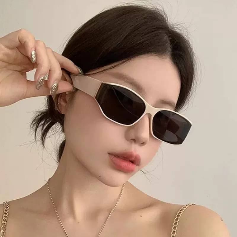 新款男女情侣款太阳镜防紫外线复古高级感曲面屏设计猫眼墨镜批发