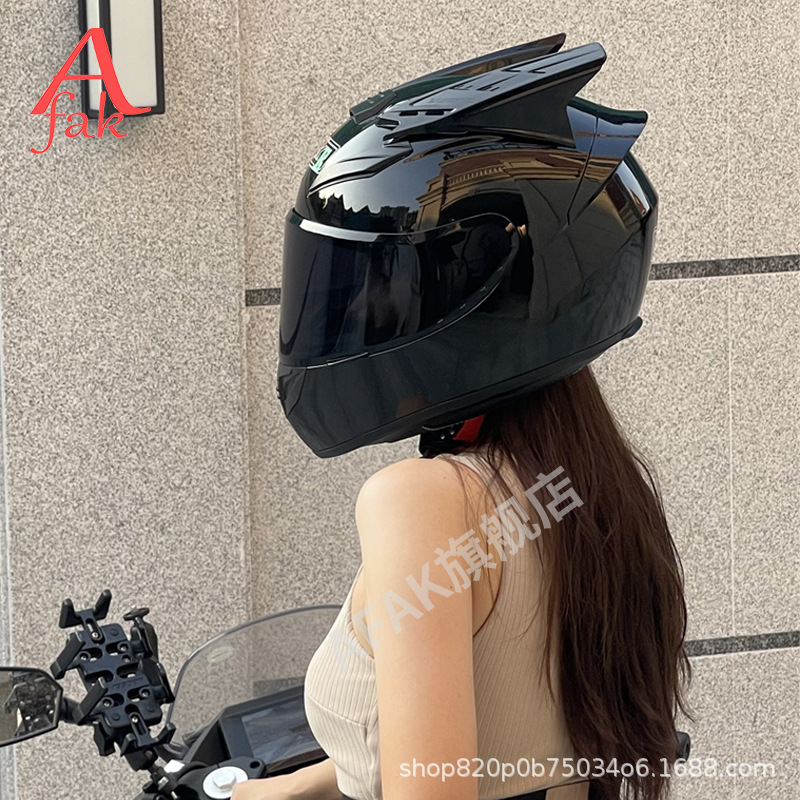 Casco de motocicleta de fábrica 3C certificado para hombres y mujeres invierno antiniebla casco de seguridad de motocicleta eléctrica entrega de una sola pieza