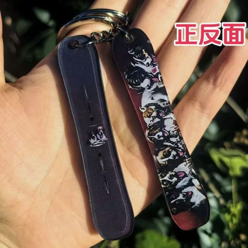 スキー人と同じ滑り板雪板アクリルキーホルダー両面ストラップミニかわいい雪友スポーツプレゼント|undefined