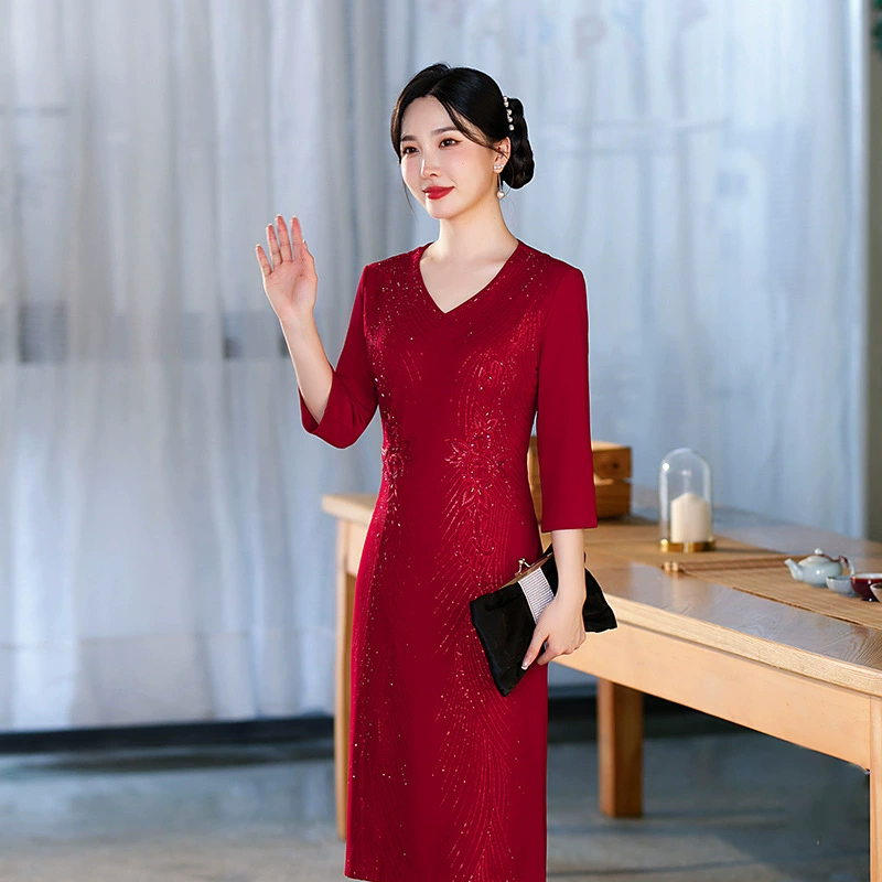 Свадебное платье для мамы летом молодая свекровь свадебный банкет красный длинный улучшенный cheongsam платье для взрослых женщин