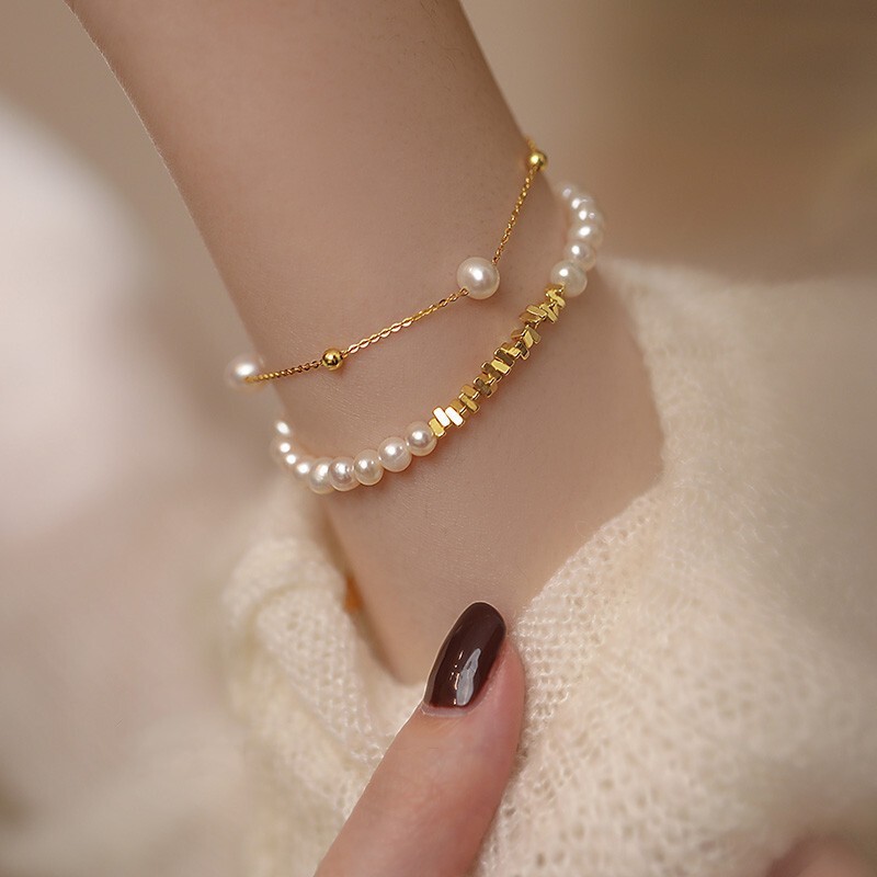 Broken Silver and Pearls Bracelet for Women, Niche Light Luxury Fashion Versatile High-End Simple Exquisite Design Temperament Bracelet Broken Silver and Pearls Bracelet for Women, Niche Light Luxury Fashion Versatile High-End Simple Exquisite Design Temperament Bracelet