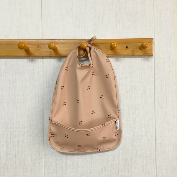 [Danish Bib] Pink Cherry