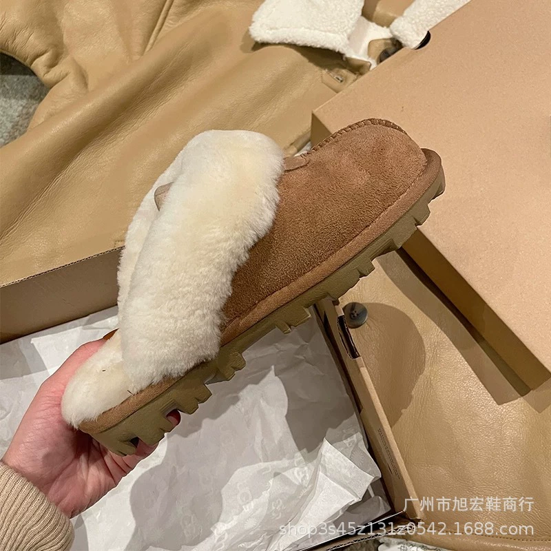 Winter fashionable boots platform, 2024 years