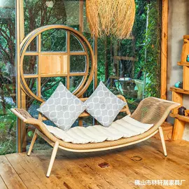 布艺沙发;实木床;餐桌