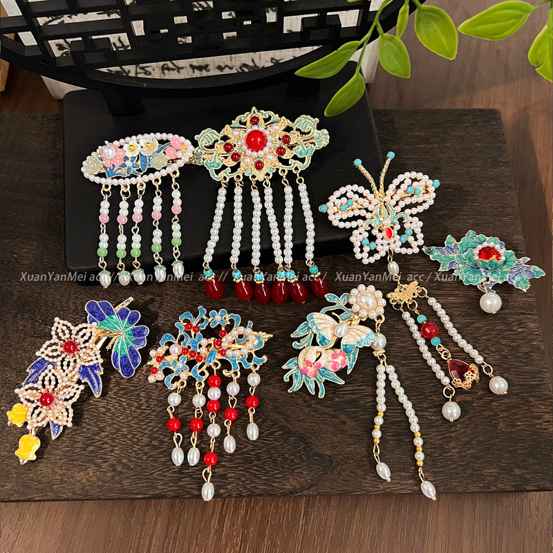 New Chinese-style butterfly enamel exquisite hairpin, Hanfu Ming-style half-updo side clip, retro duckbill clip hair accessory New Chinese-style butterfly enamel exquisite hairpin, Hanfu Ming-style half-updo side clip, retro duckbill clip hair accessory