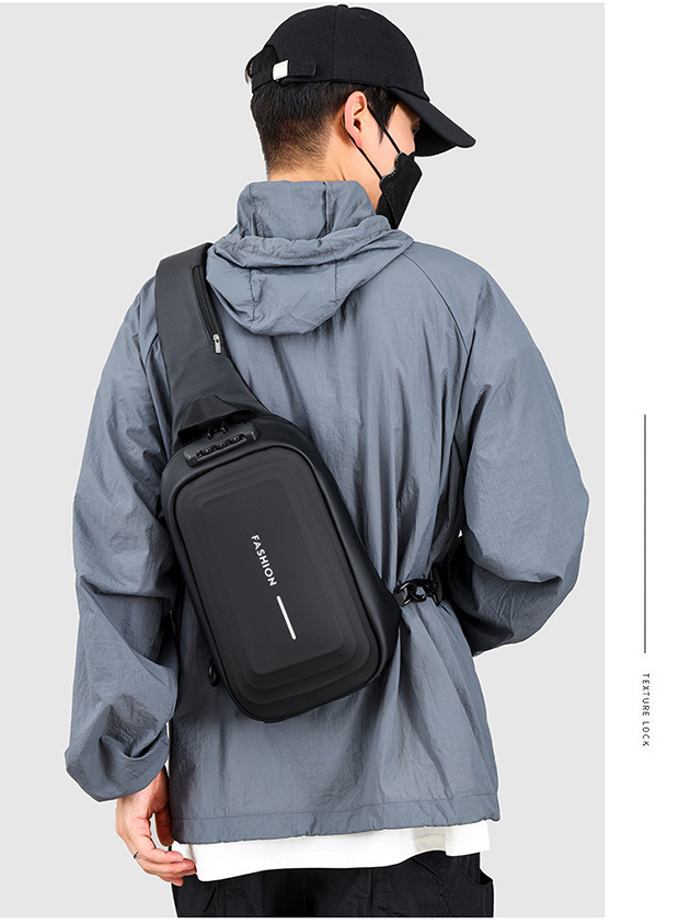 2024 Spring Sports chest backpacks, cross-border wholesale USB charging port bags, men's crossbody bags, fashionable single-shoulder bags undefined