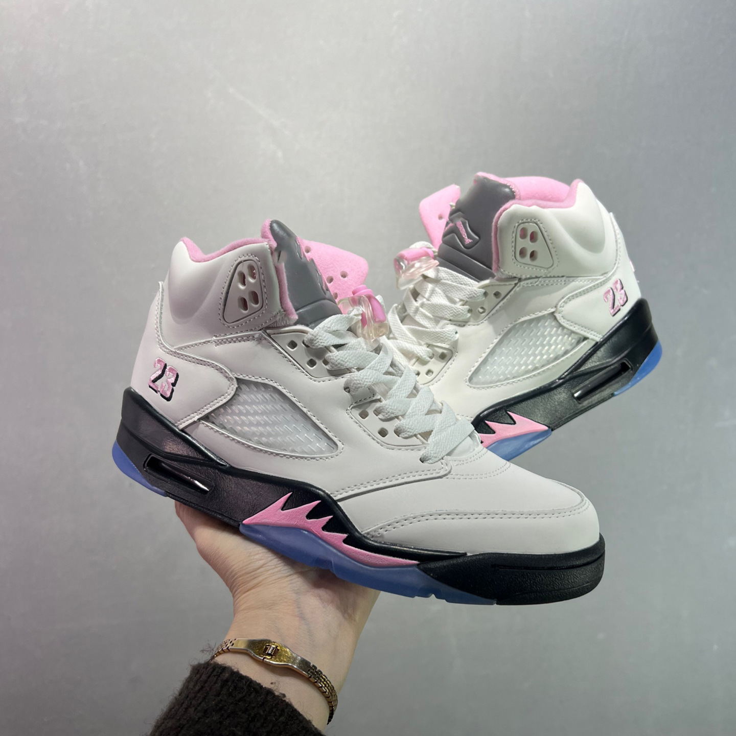 Zapatos de baloncesto de alta calidad AJ5 Jiao Wu Zhixiu Zapatos deportivos de amortiguación de arce verde oliva zapatos casuales de pareja