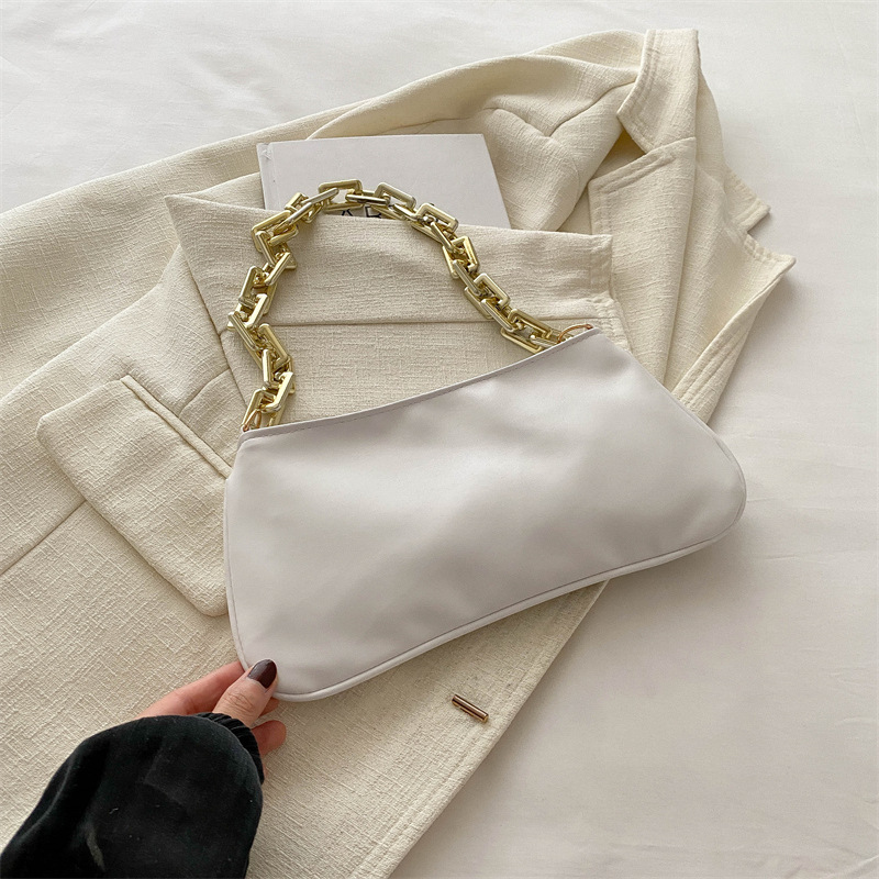 Bolso de mano de cadena de moda, bolso de mano de mujer, nuevo estilo de moda, bolso de palo minimalista, bolso de hombro de nicho de verano 2024