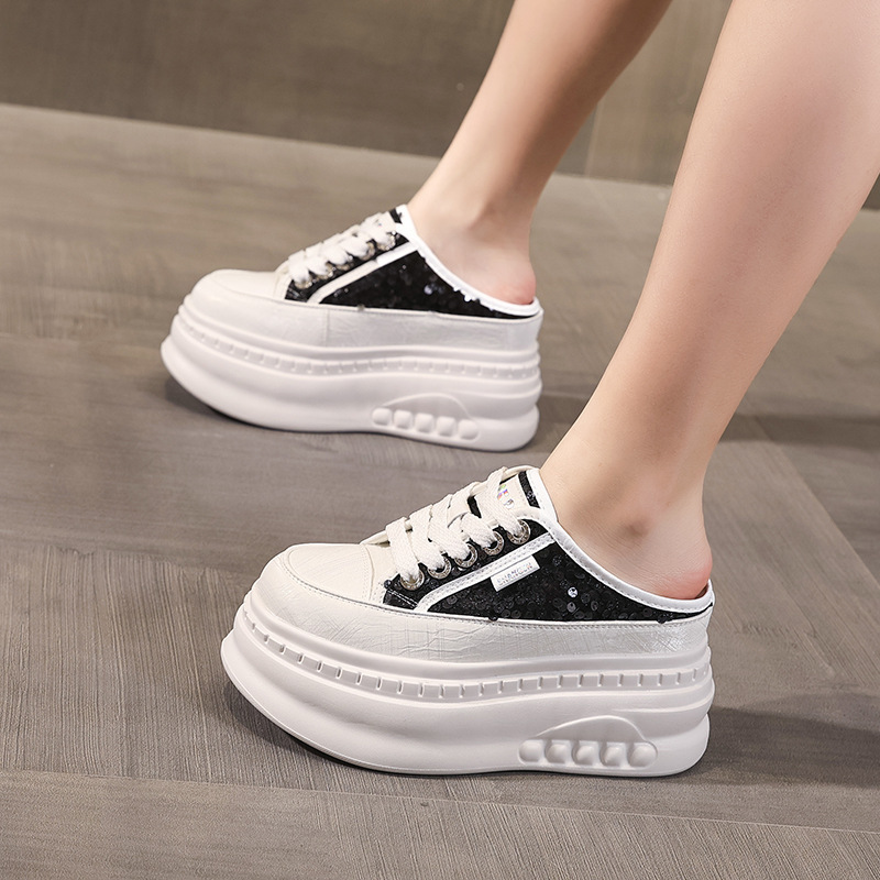 Giày sneaker nữ đế dày tăng chiều cao mũi tròn phong cách bánh mì trắng mùa hè 2026 — màu đen, màu trắng
