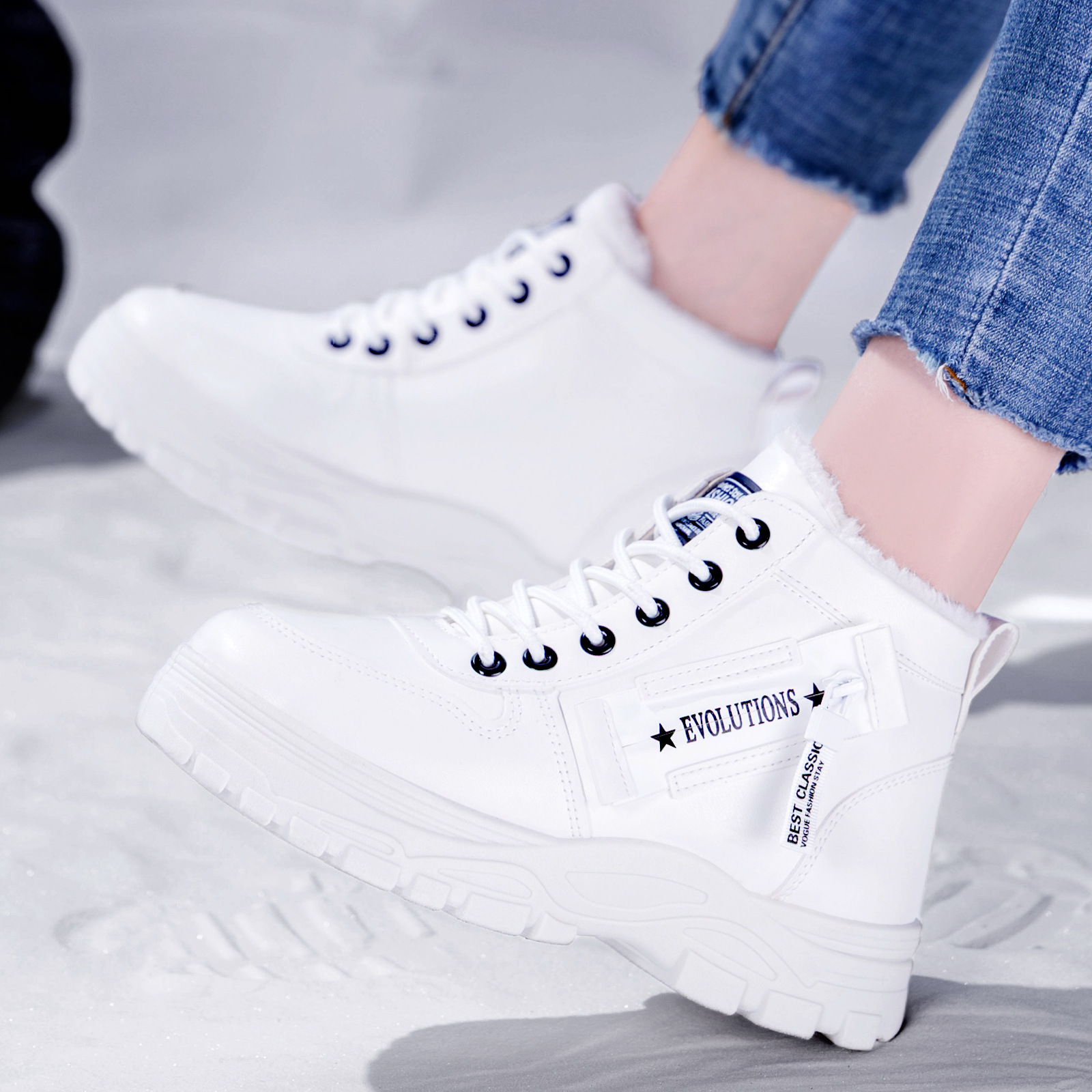 Zapatos de algodón de mujer de invierno, zapatos de mujer de altura transfronteriza, botas de algodón grandes, botas de algodón cómodas, zapatos casuales a prueba de frío