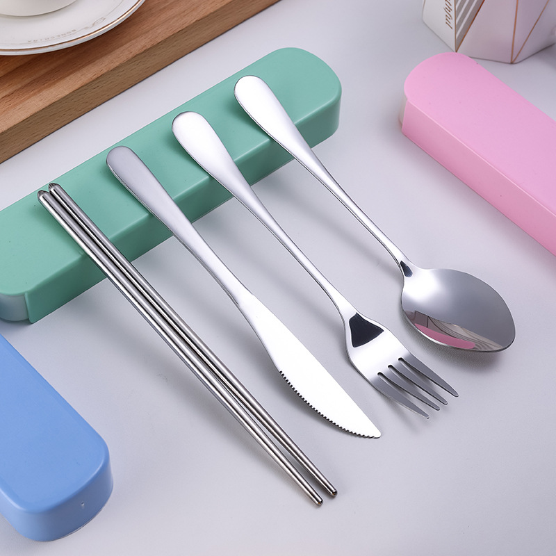 Juego de vajilla de acero inoxidable cuchillo, tenedor y cuchara vajilla portátil de tres piezas caja de regalo al aire libre vajilla de una pieza conjunto de cuatro piezas