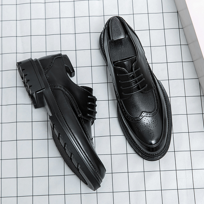Los zapatos de cuero de los hombres de negocios formales de cuero de desgaste de los zapatos de los hombres ocasionales respirables plataforma de aumento de altura de los hombres zapatos de cuero de la boda británica