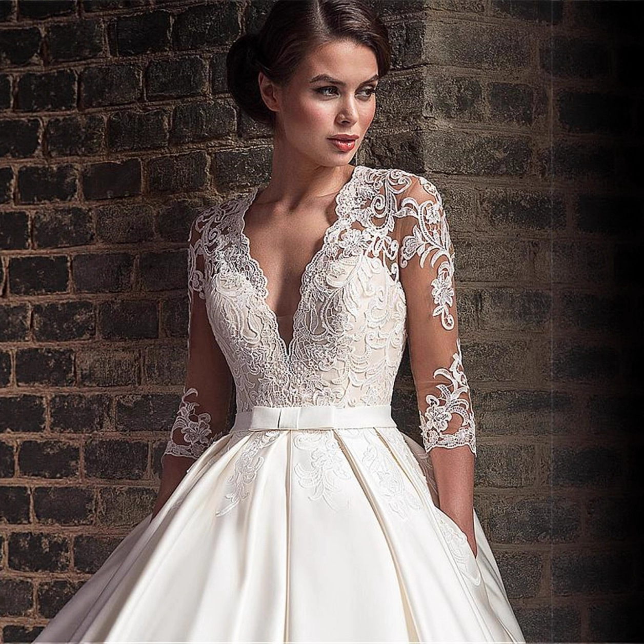 Vestido de novia de comercio exterior 2024 Nuevo estilo longitud del piso de encaje nupcial adelgazamiento manga larga forjado sexy cuello en V simple fotografía de viaje longitud del piso
