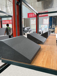 ������ĭ�ٵ����rˮ�������^�߲�؛�ܼ��w����A����ĭ��ʯīϩ