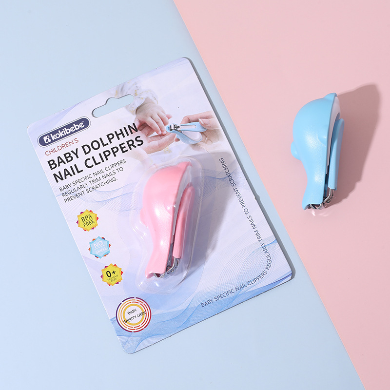 Tarjeta de succión inglesa cortaúñas para bebés dibujos animados lindo cortaúñas delfín recién nacido cortaúñas anti-pellizca para bebés