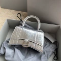 Silver crocodile pattern large