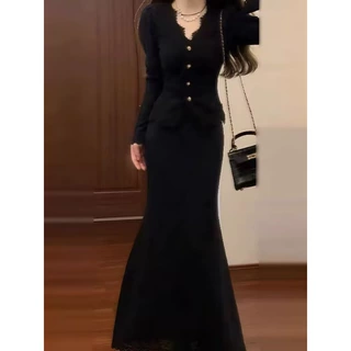 法式黑色针织连衣裙子女秋装2025新款小个子香风一整套早秋季穿搭