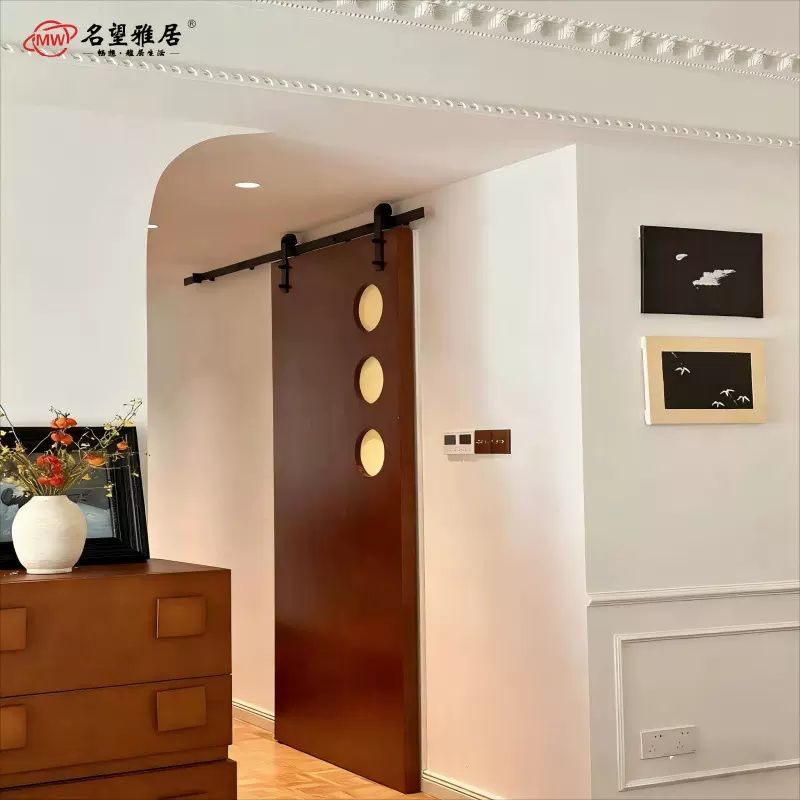 中古风洞洞实木谷仓门酒店名宿室内衣帽间卫生间书房谷仓门推拉门