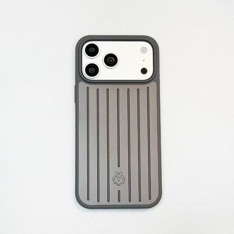 Big Brand Magnetic Magsafe Suitcase Apple 17Promax Phone Case 1615143 Metal Outer Shell Cross-Border Trade Big Brand Magnetic Magsafe Suitcase Apple 17Promax Phone Case 1615143 Metal Outer Shell Cross-Border Trade