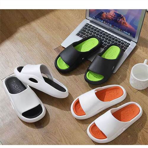 Men's Thick-Soled Slippers with a Trendy Korean Style for Summer, Fashionable, Versatile, Comfortable, Non-Slip Home Slippers