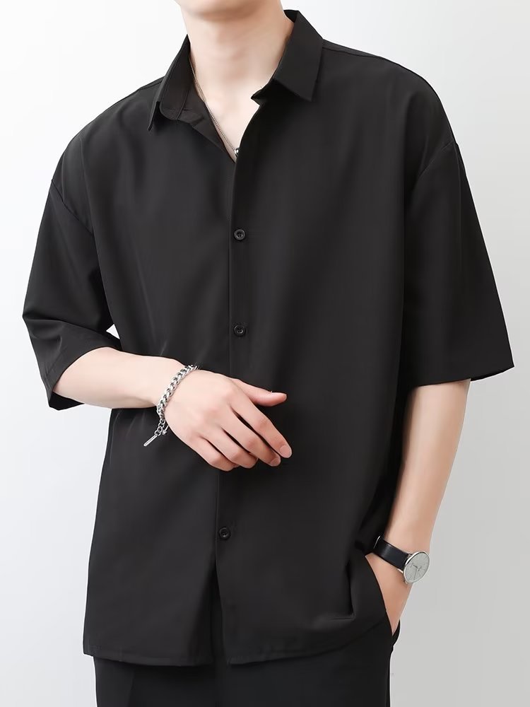 Camisa de manga corta de seda de hielo fina de verano camisa de color sólido simple de moda de estilo coreano para hombre camisa casual suelta de marca de moda