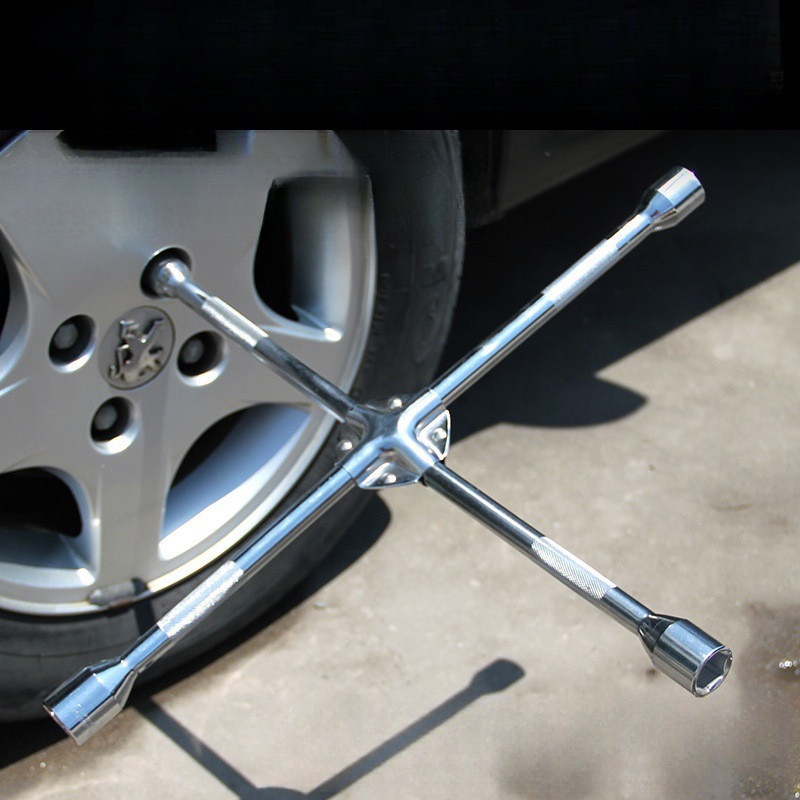 汽车十字扳手轮胎扳手省力小车换备胎拆卸工具套筒换胎万能用板手