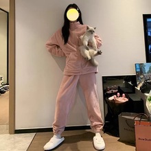 ���s������I��ɫ��Сլͬ����朼Ҿ����e�\�ӷ����⴩Ů����˯��