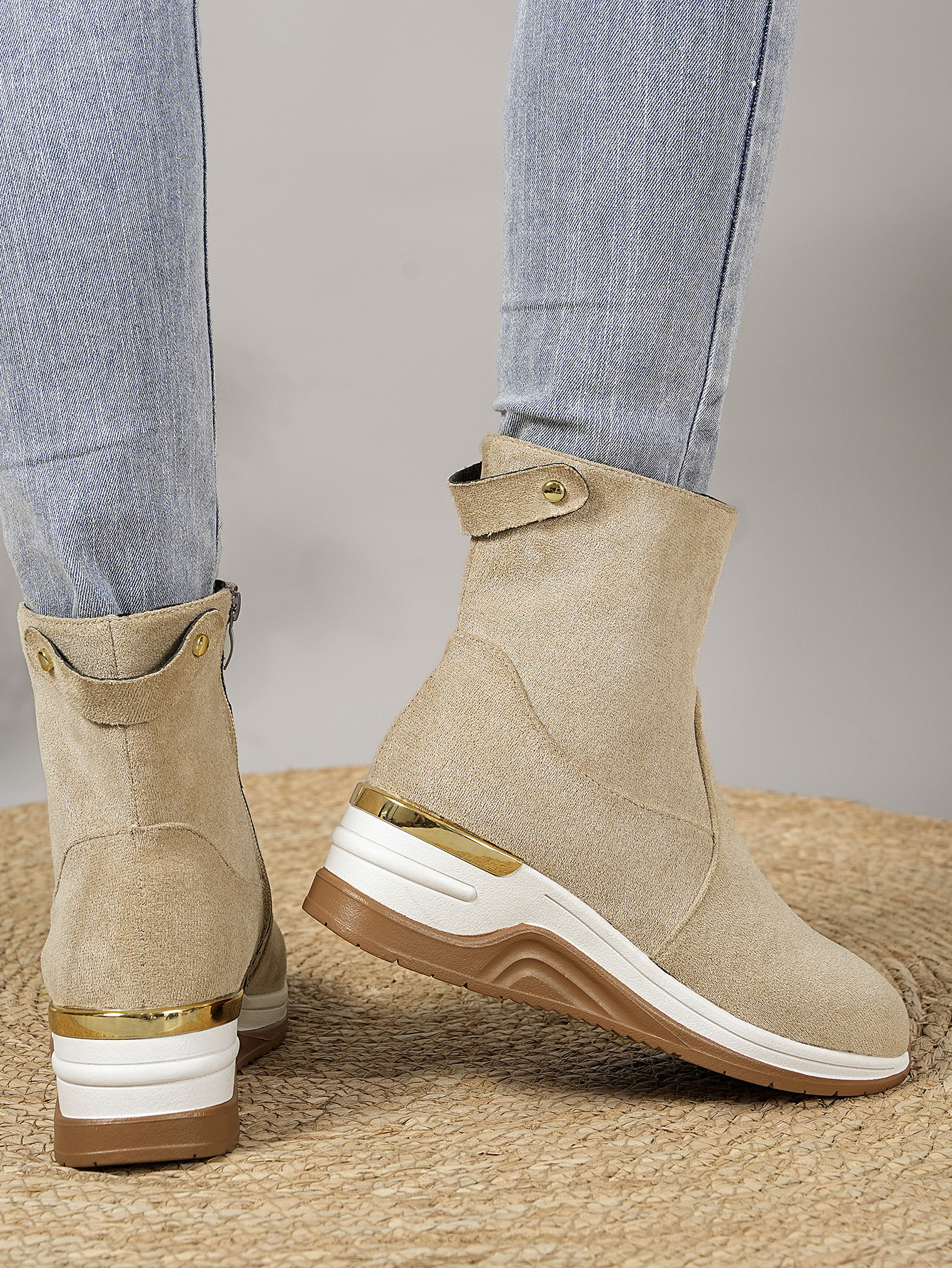 Women's Suede Wedge Ankle Boots With Side Zipper And Platform_voghion.com
