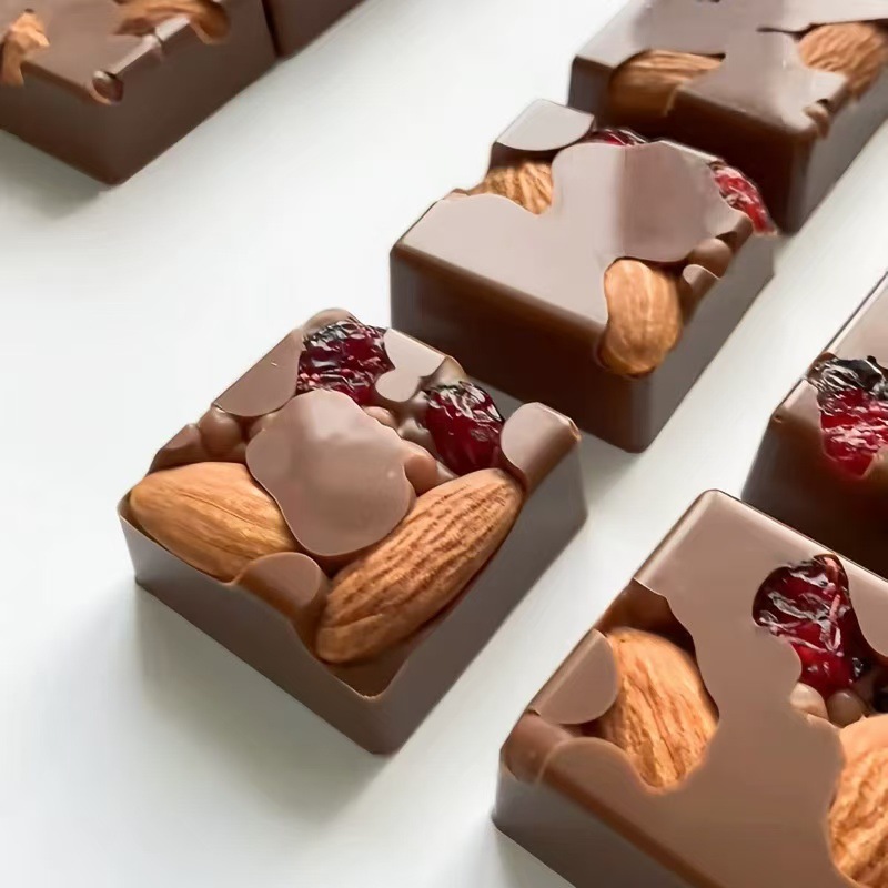 Molde duro de plástico para PC 21 cuadrados cúbicos con suministro directo de fábrica transfronterizo de moldes de chocolate de Dubai