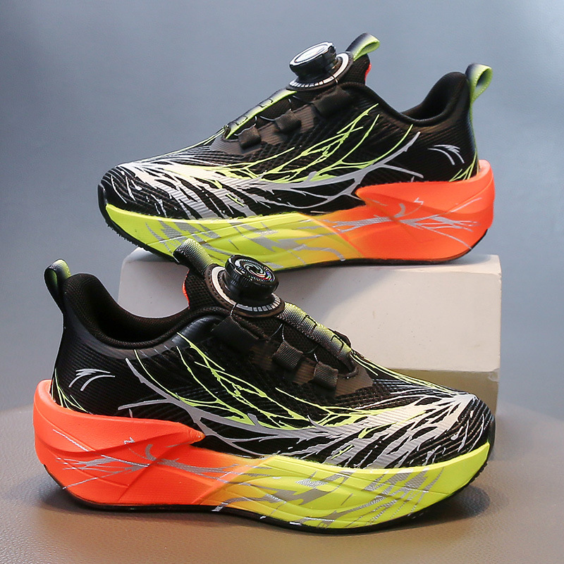 Zapatos infantiles otoño 2025 nuevo estilo de moda para niños y niñas zapatos deportivos de malla transpirable antideslizante zapatos de trotar ligeros