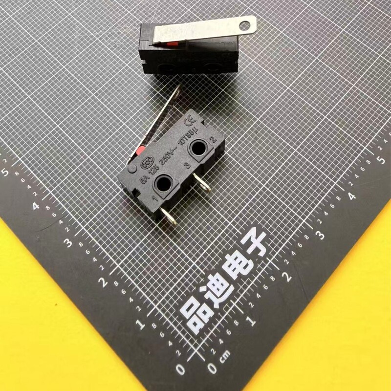 Micro Switch Handle with Hole, Table Lamp Pull Cord Limit Switch, Small Appliance Game Console Button Switch Micro Switch Handle with Hole, Table Lamp Pull Cord Limit Switch, Small Appliance Game Console Button Switch