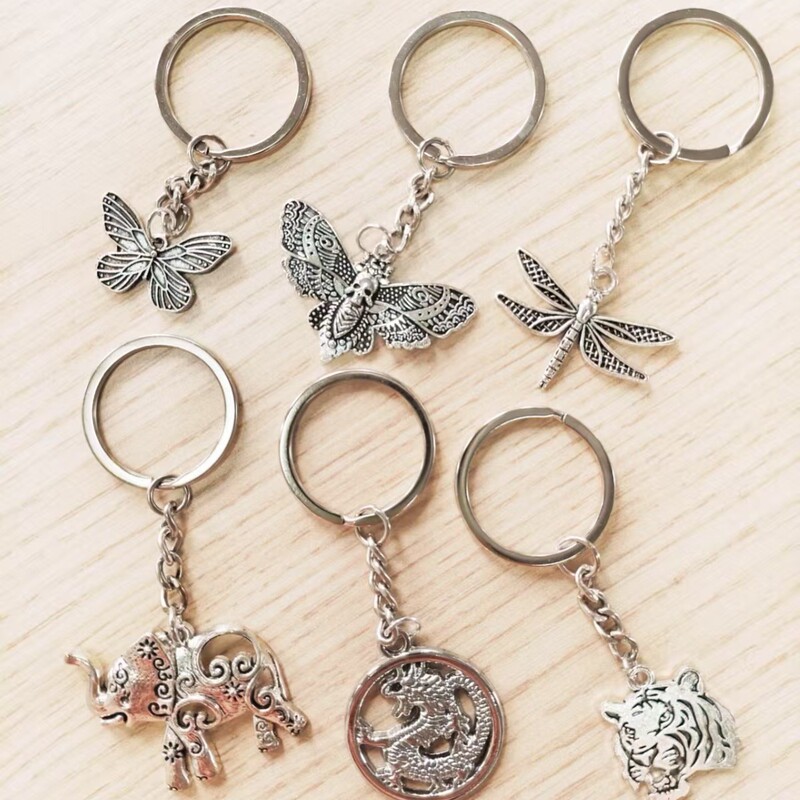 Hot Sale Vintage Butterfly Dragonfly Tiger Animal Collection Alloy Keychain Car Backpack Pendant