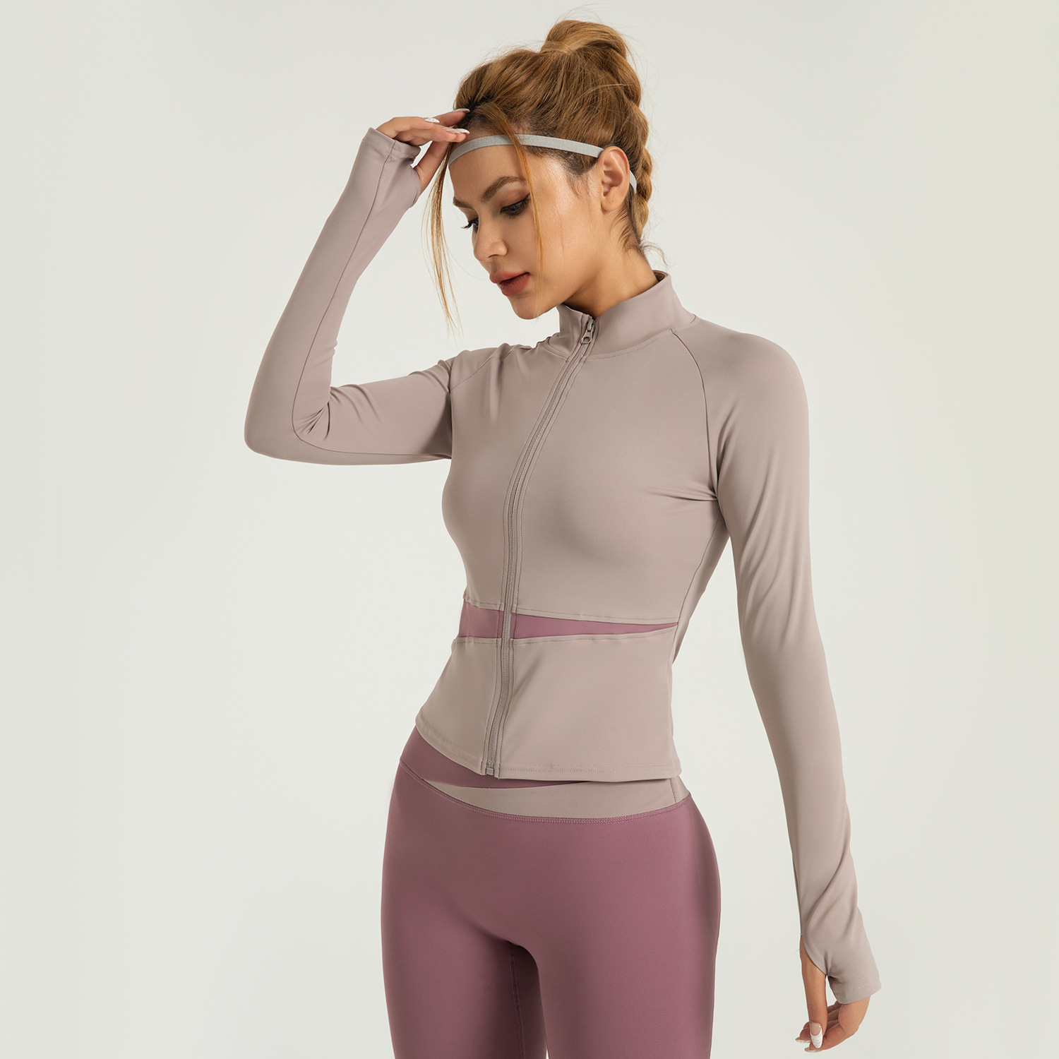 Área transfronteriza de miel de melocotón colorido chaqueta de yoga desnuda camisa deportiva de cuello alto adelgazante y ventilador ropa de acondicionamiento corporal para mujeres