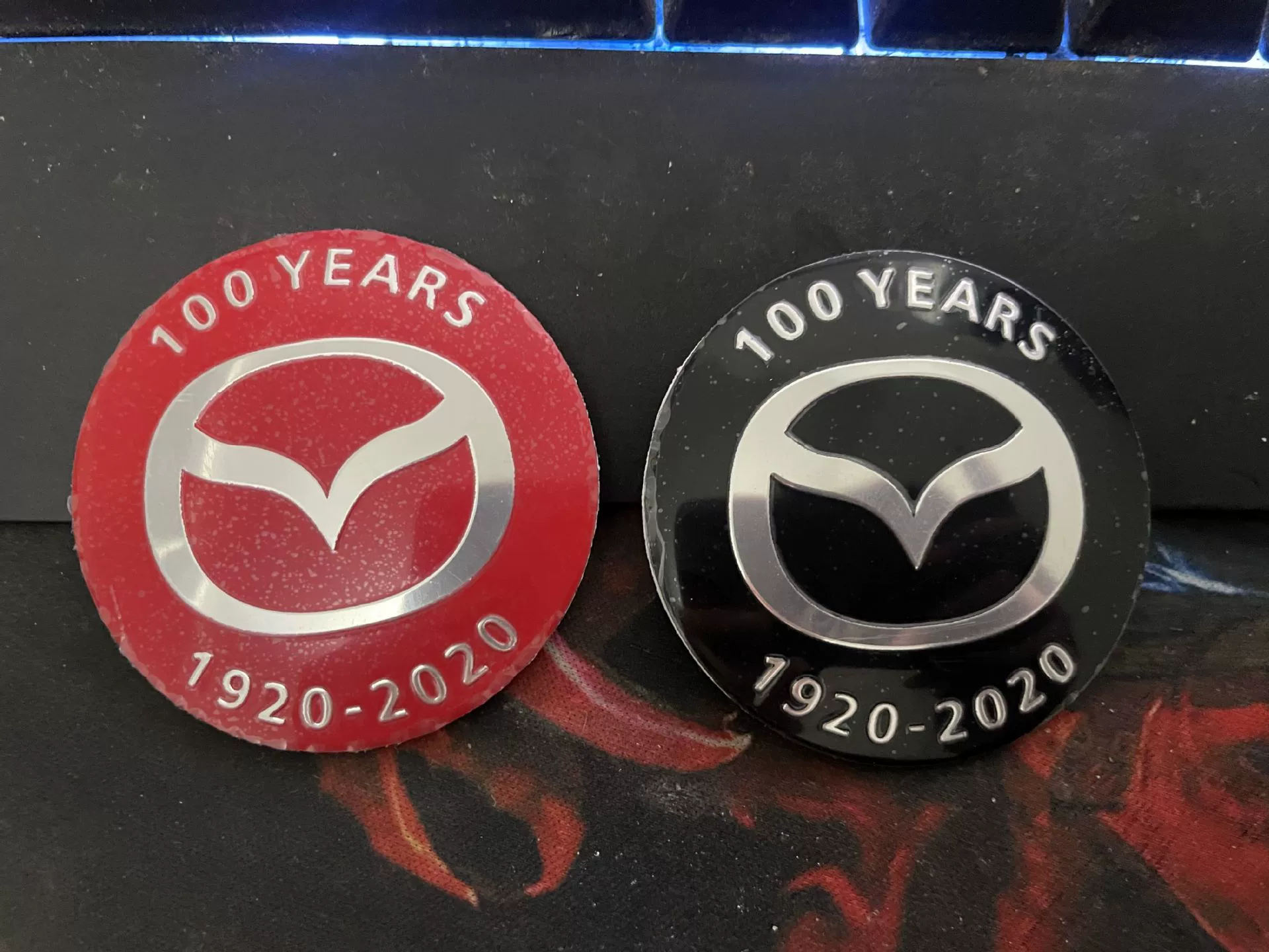 Подходит для Mazda 100 Week Памятная 3CX-4 Angksera Модифицированная Крышка Ступицы Колеса Автомобиля Маркировка центральной крышки Маркировка