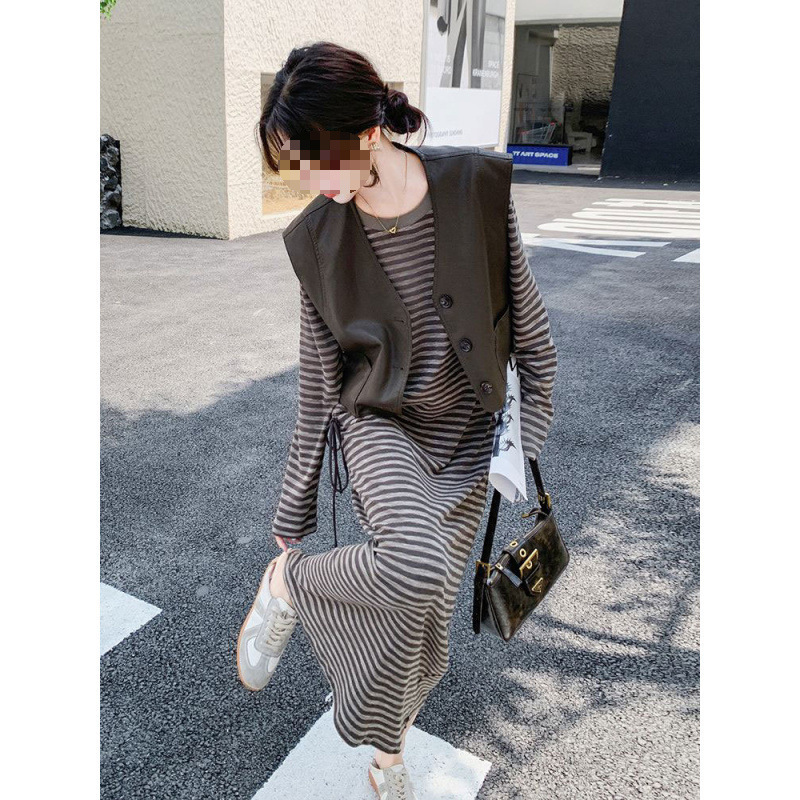 Fashion PU leather vest striped long sleeve dress two-piece women's 2025 autumn new this year popular slim suit