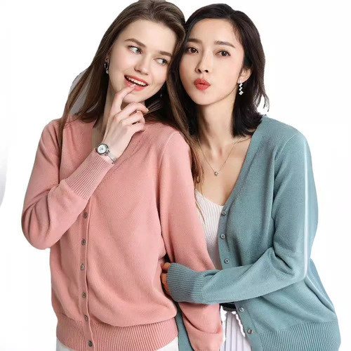 2025 Spring Core-Spun Yarn V-Neck Loose Oversized Soft Long-Sleeve Knit Cardigan Simple Women's Sweater Coat